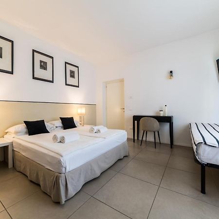 Carly'S Rooms Torbole Sul Garda Eksteriør billede