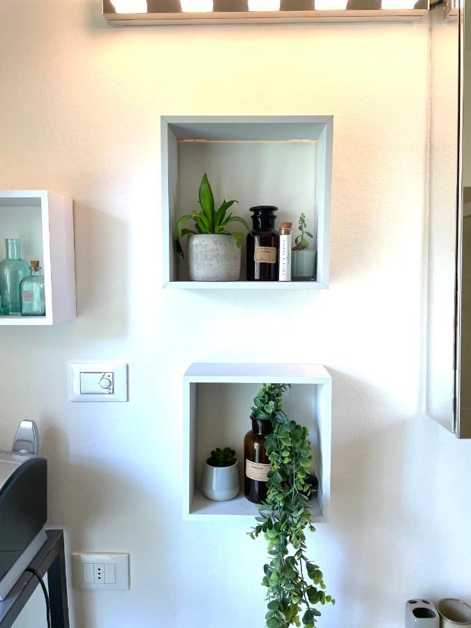 Carly'S Rooms Torbole Sul Garda Eksteriør billede