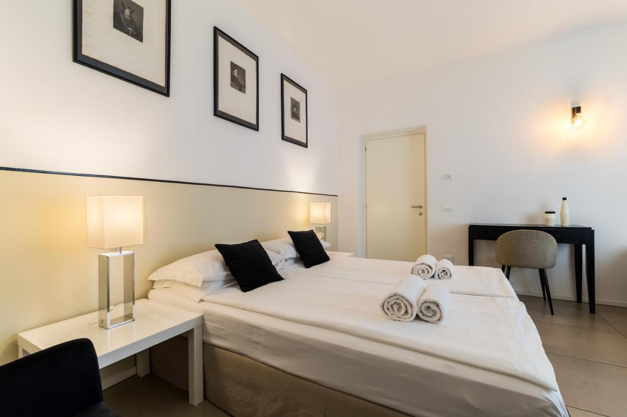 Carly'S Rooms Torbole Sul Garda Eksteriør billede