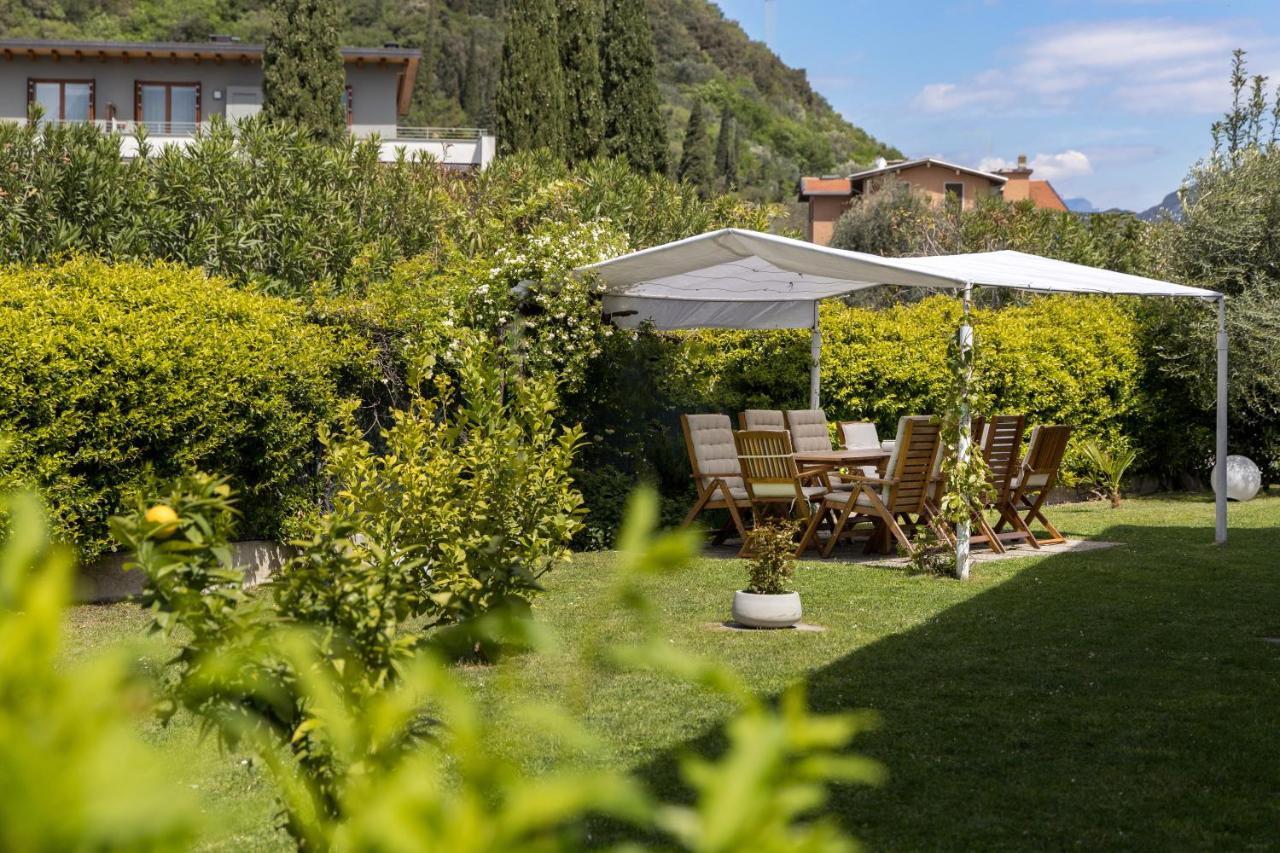 Carly'S Rooms Torbole Sul Garda Eksteriør billede