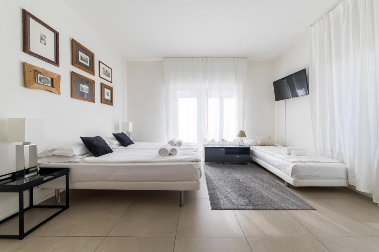 Carly'S Rooms Torbole Sul Garda Eksteriør billede