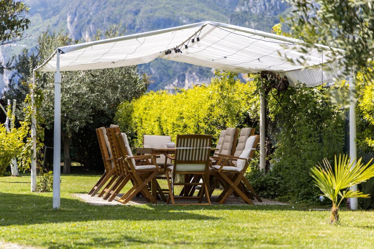 Carly'S Rooms Torbole Sul Garda Eksteriør billede